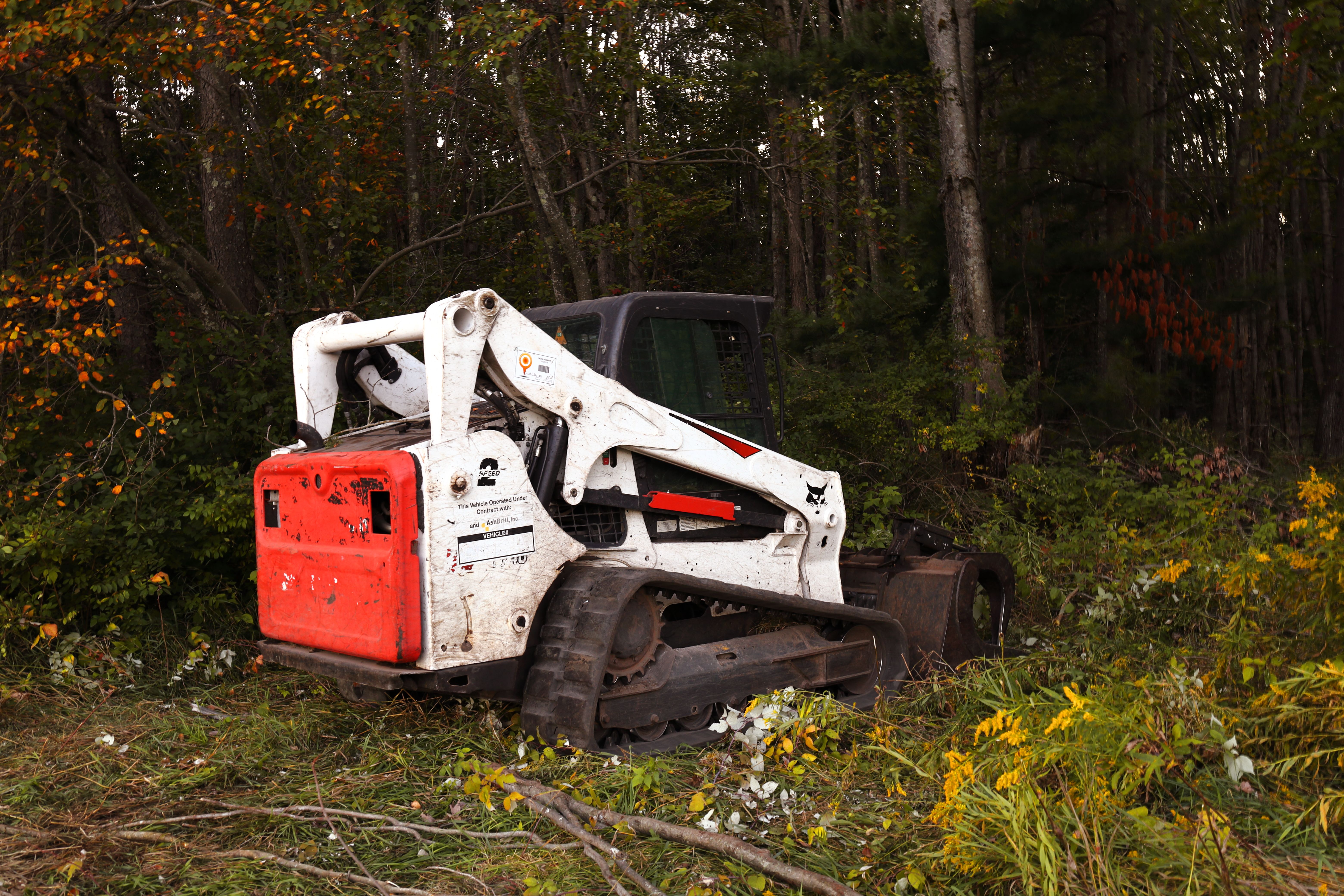Stump removal equipment